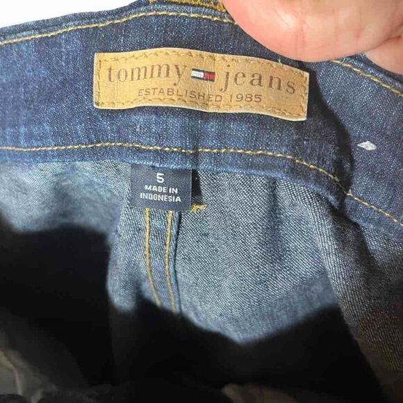 Tommy Hilfiger Y2K Mid Rise Flare Jeans Size 5 - Picture 7 of 11